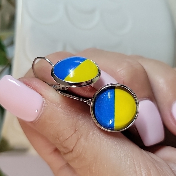 Jewelry - UKRAINE FLAG Earrings